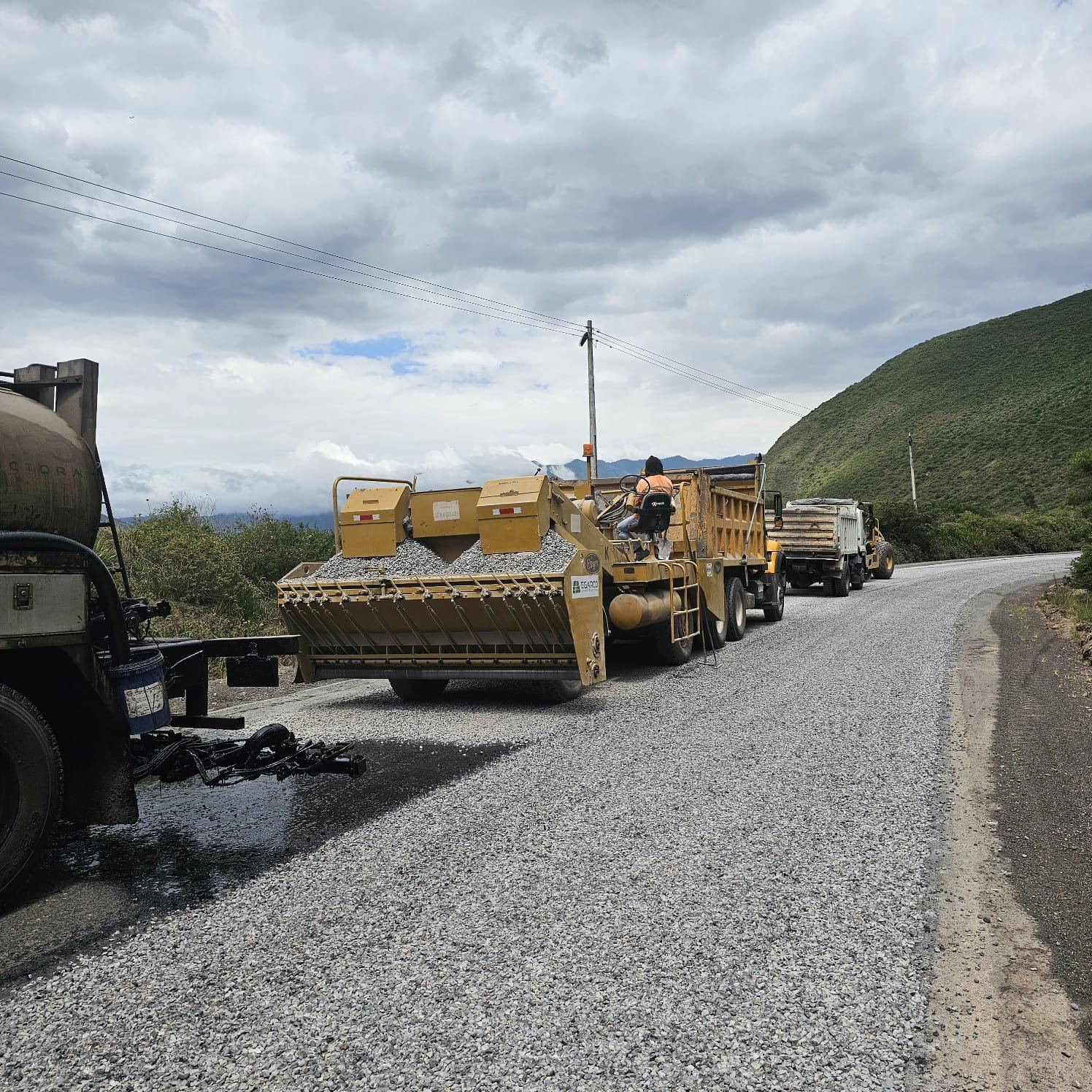 Obra de vialidad - ALTUS Constructora